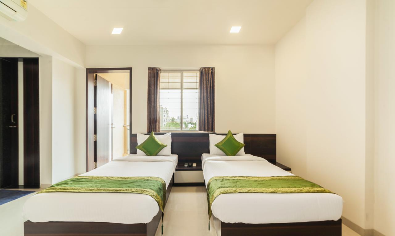 Hotel Treebo Trend Abode Nashik Exterior foto